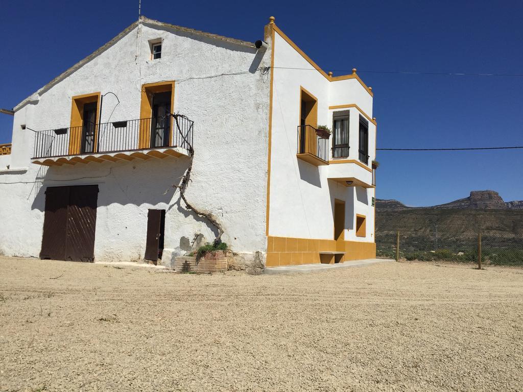 Casa Justo Pensionat Apiés Exteriör bild